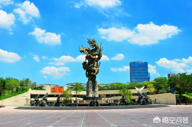 惠州市区和深圳龙岗中心城，你更喜欢在哪生活？