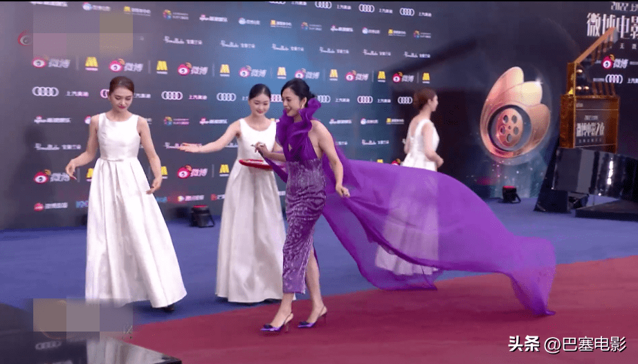 2022年，红毯上翻车的女星，刘亦菲变胖头鱼，姚晨紫色妖姬是巅峰