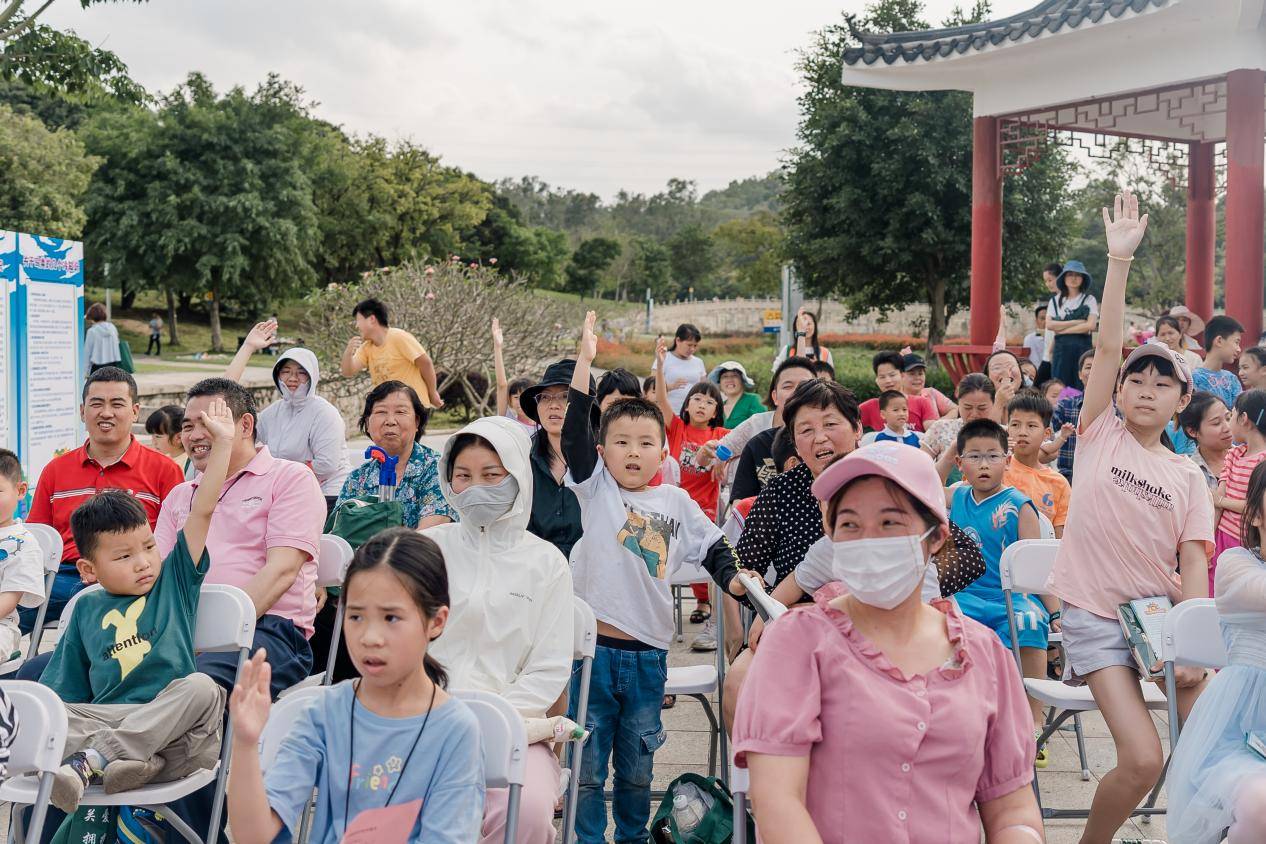 爱鸟课在龙岗河湿地公园开讲啦！爱鸟护鸟龙岗市民总动员