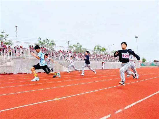 筑体育强国梦，做英才好少年！山东师范大学英才学校举行首届春季运动会