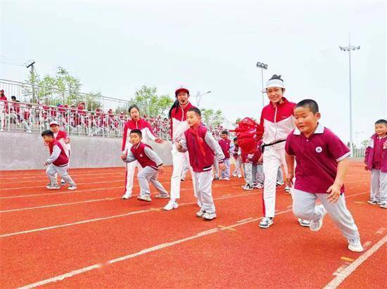 筑体育强国梦，做英才好少年！山东师范大学英才学校举行首届春季运动会