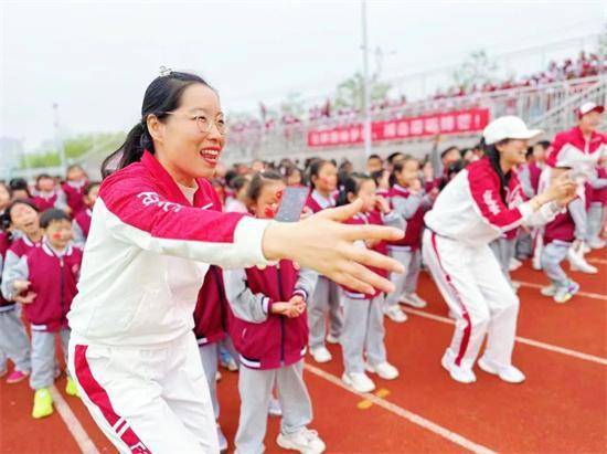 筑体育强国梦，做英才好少年！山东师范大学英才学校举行首届春季运动会