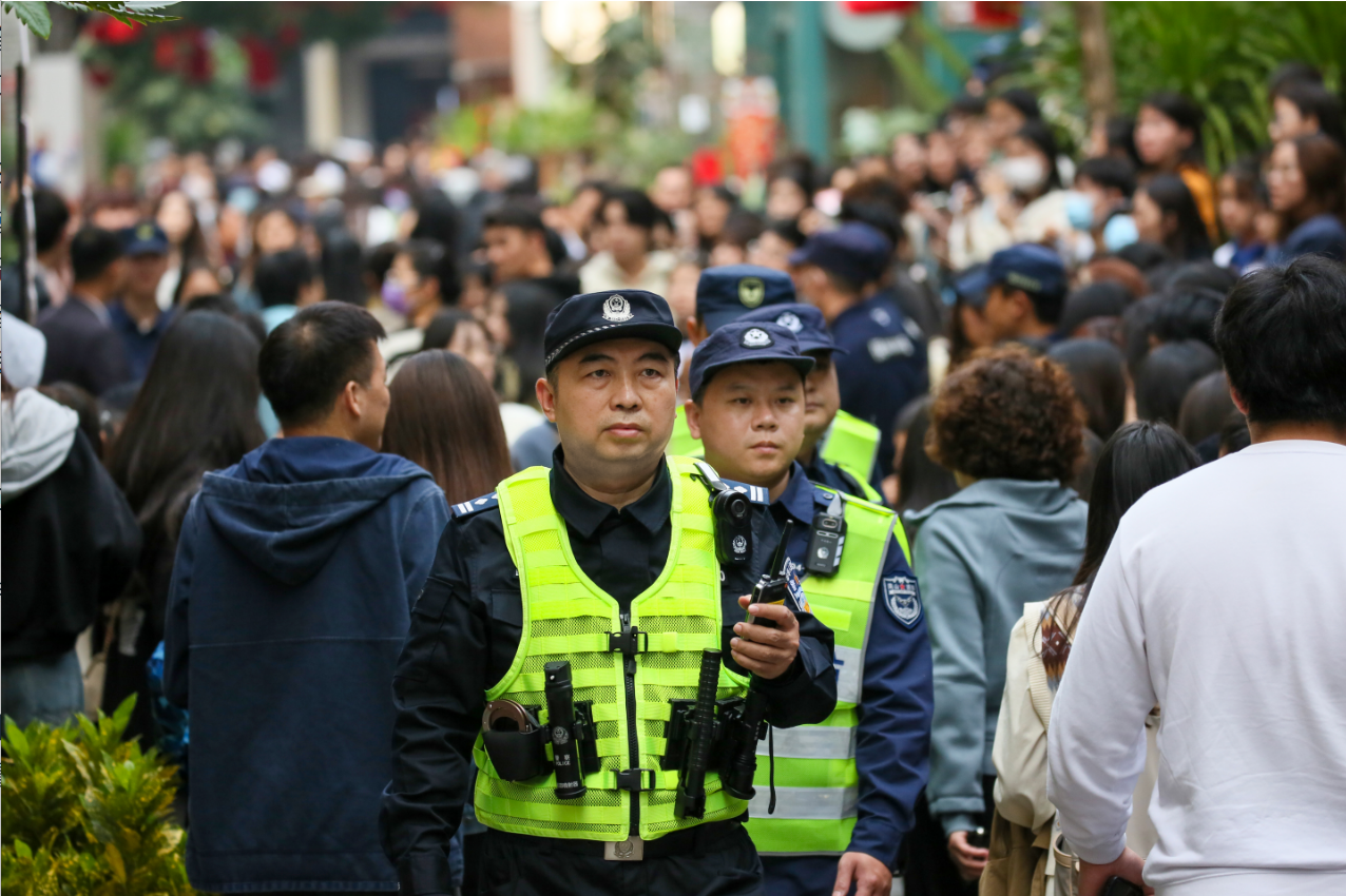 安心过大年 民警护平安——探访深圳市公安局南山分局民警的春节安保日常