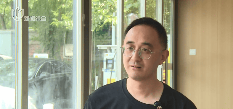 小费收到手软！43岁上海男子失业后弯道超车，收入翻三倍