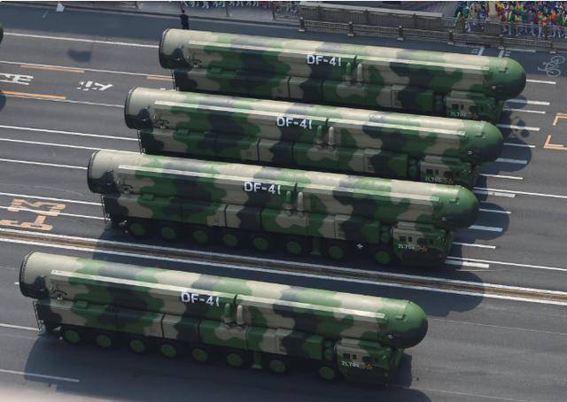 日本求核打击中国，美军竟然同意了？1400条评论曝光，要警惕一件事
