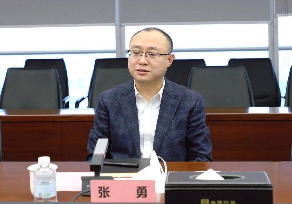 海南省委决定：海口市市长丁晖交流到其他岗位任职，张勇到海口任职