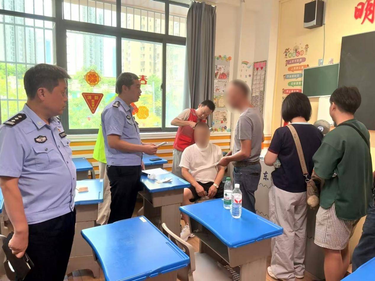 武汉一学校的18人进行毛发检测：他们是校车驾驶员，毛发毒品检测结果均为阴性