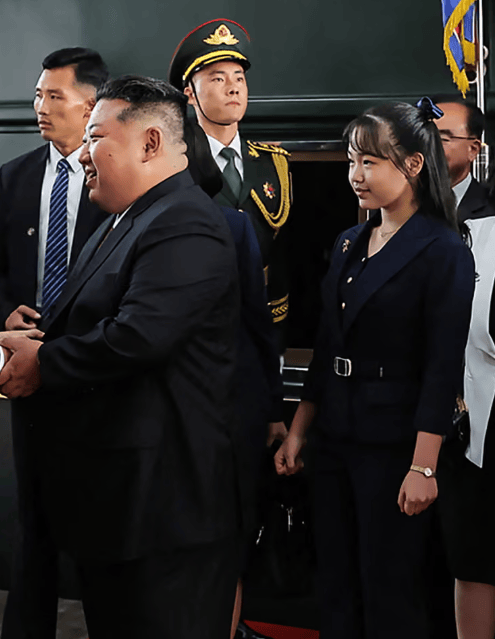 金正恩女儿首登国际舞台，引爆接班传闻！英国首相被架空，工党内斗成全武行…