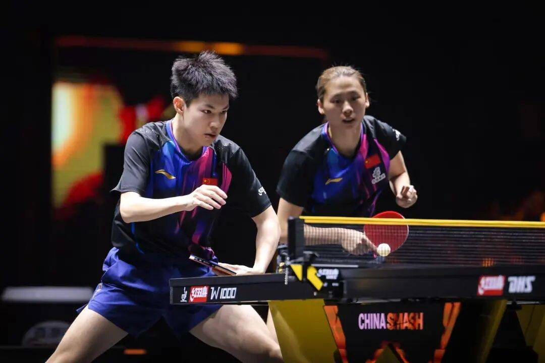 国乒提前锁定混双冠军，男、女双打各有3对进4强 | WTT中国大满贯双打