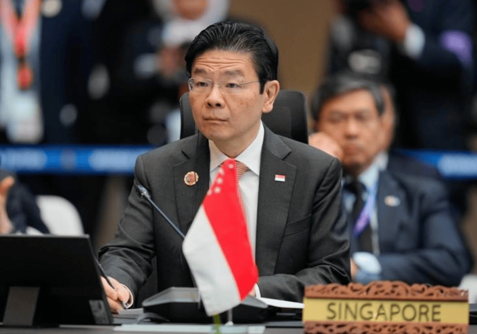 中国对日本下狠手，一个“老朋友”突然出面当和事佬，看似中立却明显不对味