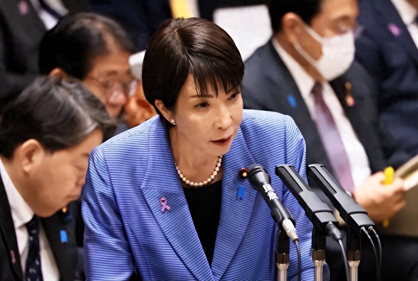 中日关系再遭冲击!高市早苗75%支持率逆势上涨,55%日民认可其“台海有事”涉台挑衅言论