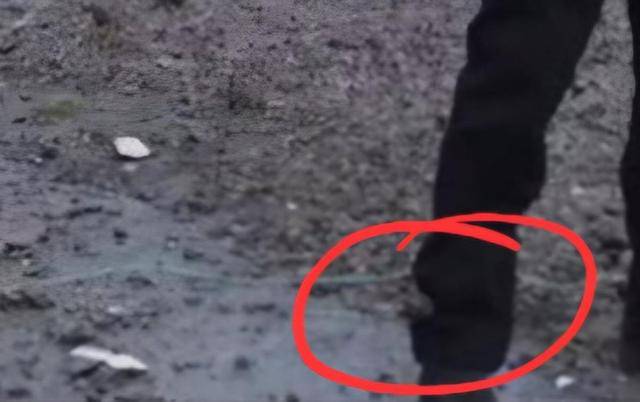 格拉西莫夫谎报战功？报捷占领库皮扬斯克，泽连斯基突然现身打卡