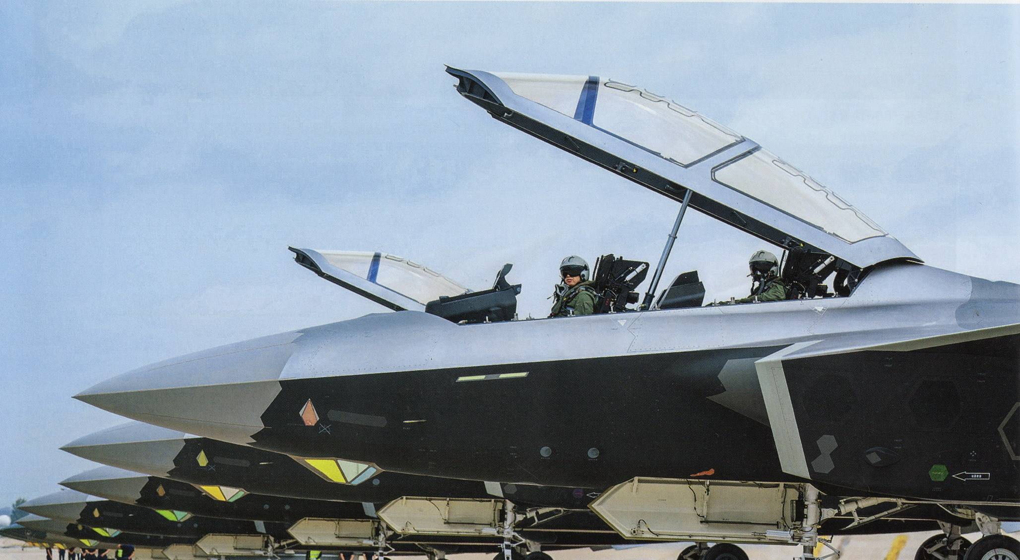 3架歼36，10架歼-20A，076舰三机，鹰击20亮剑，美军摆烂不加班了