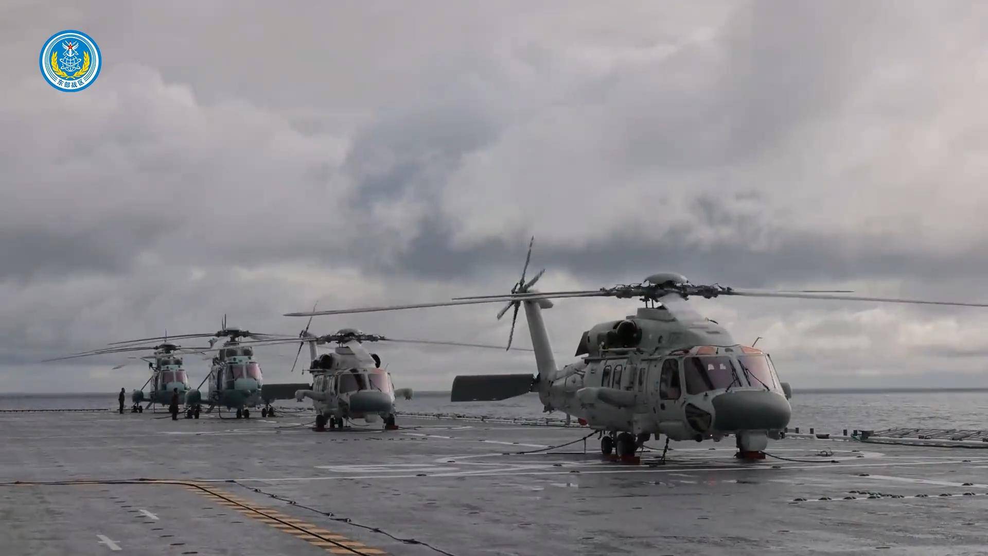 8个台军中将通报：解放军89架战机出击，055开火，075舰逼近台岛