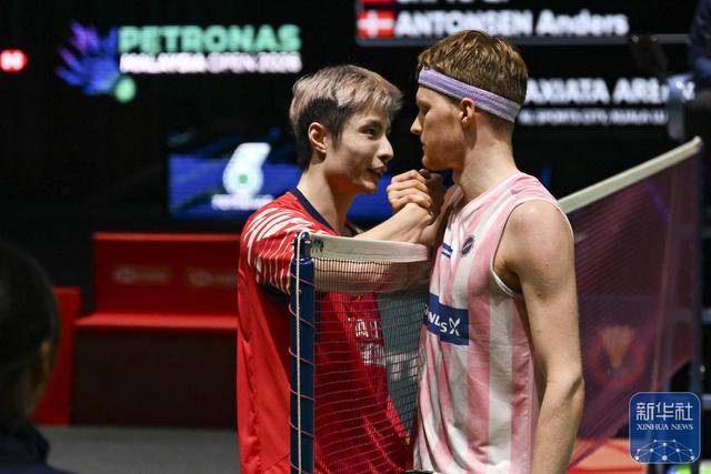 羽毛球丨马来西亚公开赛:石宇奇晋级决赛