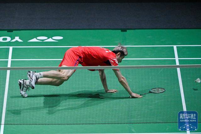 羽毛球丨马来西亚公开赛：石宇奇晋级决赛