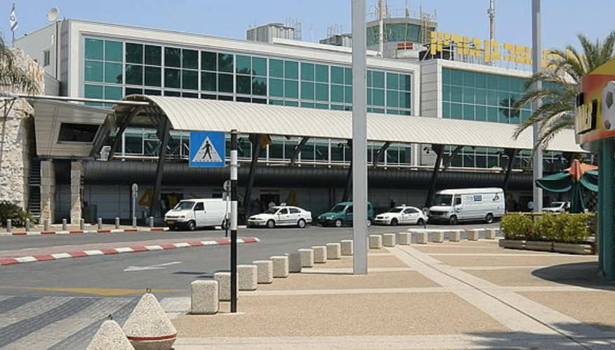 失灵的“铁穹”：伊朗“灭国神器”首战封神，带来巨大灾难