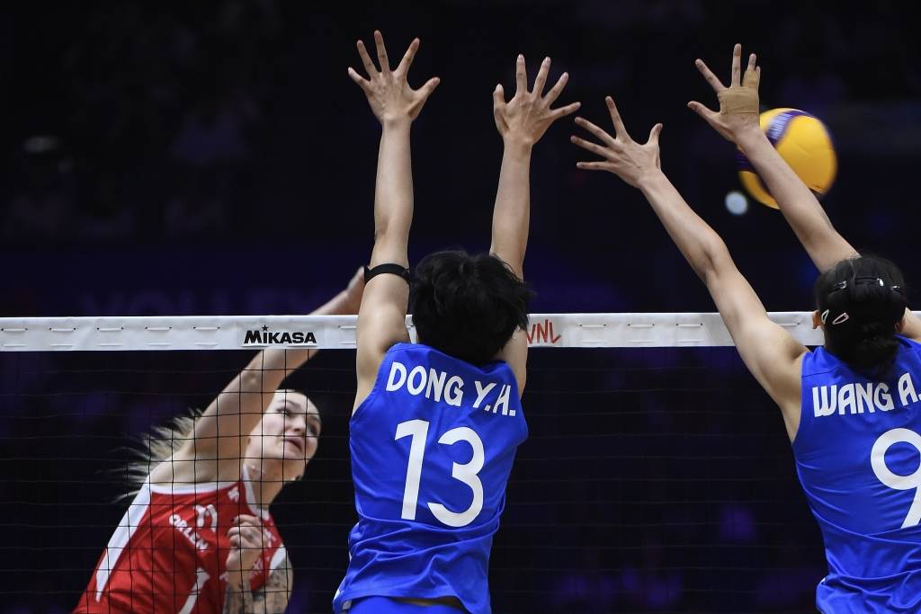 三连胜!中国女排逆转击败波兰,3胜1负结束世界联赛南京站