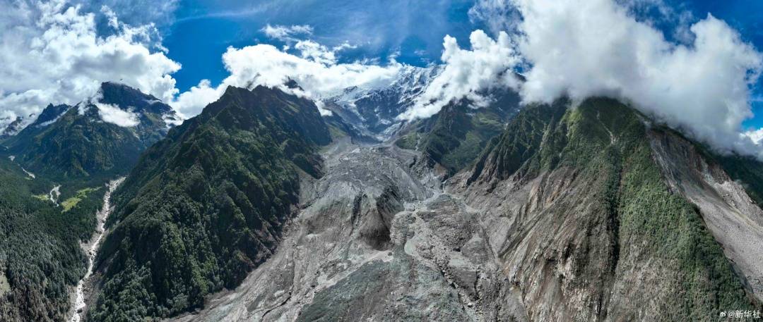 现场视频:西藏吉隆树林被冰崩气浪吹光,仍有气流带着泥沙冲来